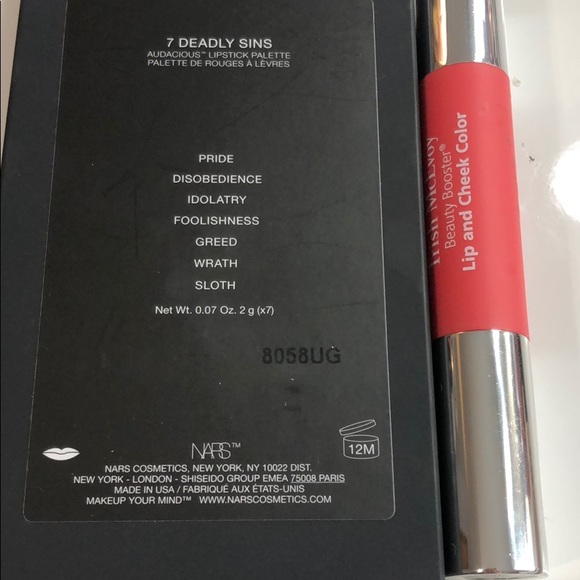 LIP BUNDLE - Picture 5 of 6